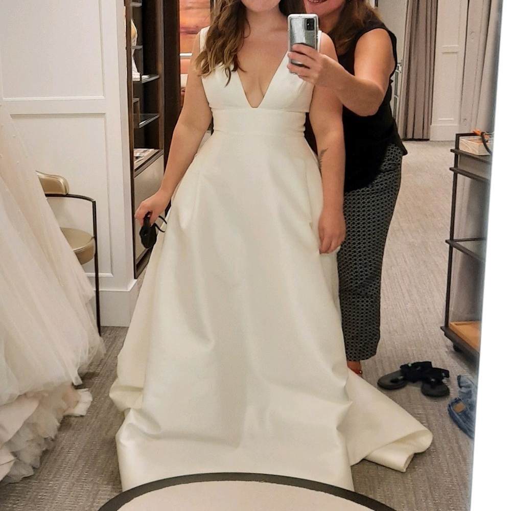 Carolina Herrera Wedding Dress